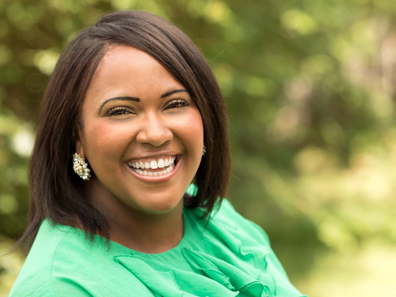 “happy-black-slightly-overwieght-girl